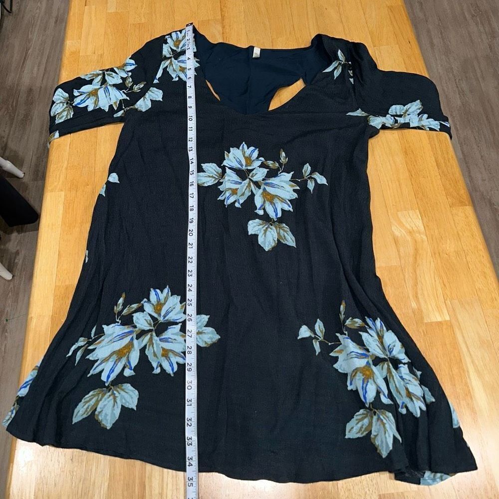 Free People Wanderer Bell Sleeve Mini Dress Boho Floral Medium Charcoal - Picture 9 of 11
